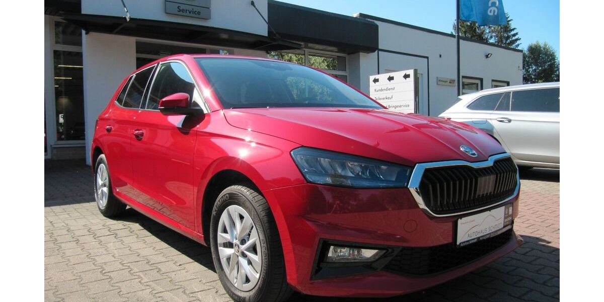 Skoda Fabia 9.975 km 23.800 &euro; Hennigsdorf 16761