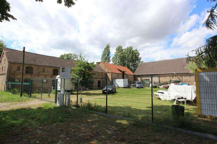 Haus zum Kaufen in Werder 590.000 € 350 m²