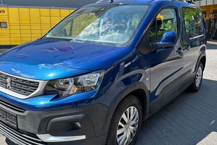 Peugeot Rifter 120.000 km 9.299 &euro; Berlin 13055