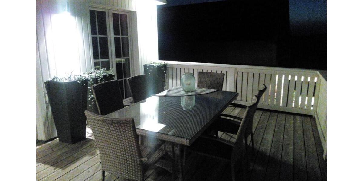 Landhaus m. 2700qm Sommergarten ca.20min südl.v. Berlin u.Potsdam 8 zimmer