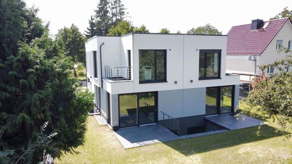 Doppelhaushälfte Blankenfelde-Mahlow Blankenfelde - 7 Zimmer, 170 m&sup2;, 765.000&euro; | Angebot:24406021