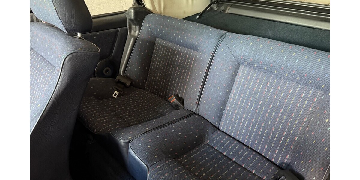 VW Golf I 171.753 km 8.000 &euro; Berlin 10178