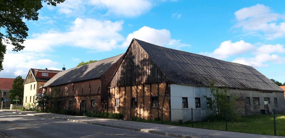 Mehrfamilienhaus, Wohnhaus Kloster Lehnin - 14 Zimmer, 400 m&sup2;, 830.000&euro; | Angebot:25087921