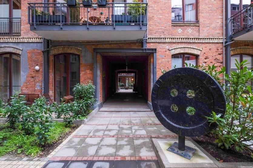 Möbliertes Wohnen in der Knopffabrik - Industrial Charme mit Balkon im Szeneviertel