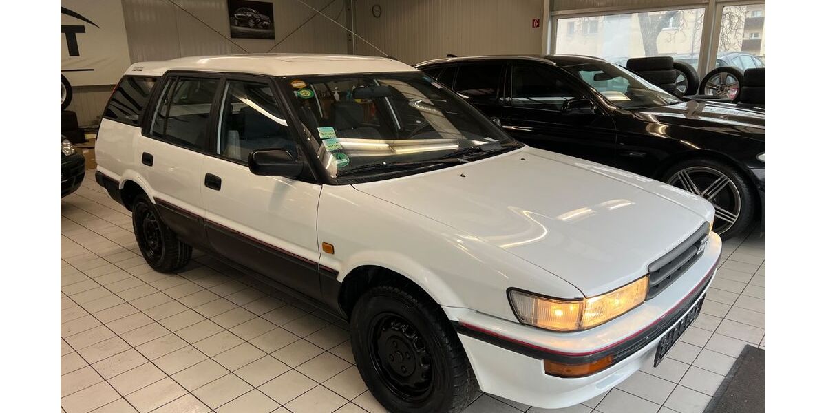 Toyota Corolla 159.000 km 8.990 &euro; Berlin 12349