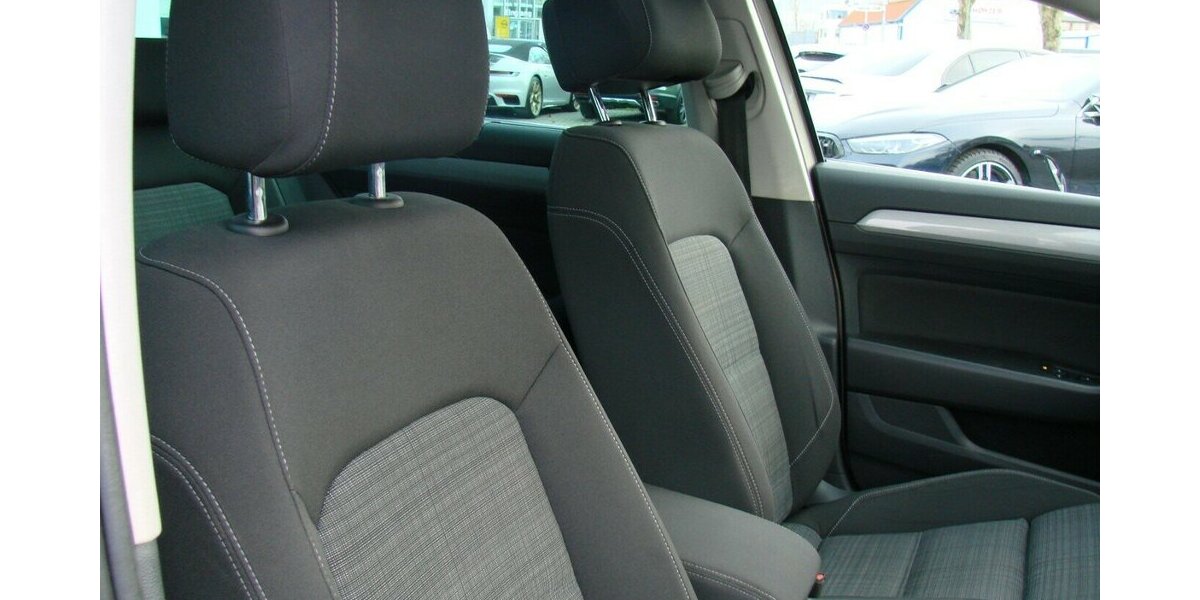 VW Passat 2.0TDi Business Panorama ACC IQ.Light 142.589 km 16.980 &euro; Falkensee 14612