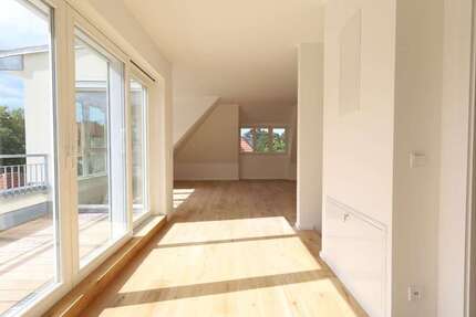 Wohnung zum Mieten in Berlin 2.165 € 96.23 m²