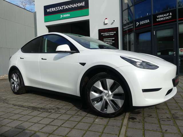 Tesla Model Y 21.312 km 39.800 € Berlin 13156