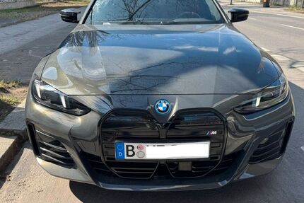 BMW i4 6.255 km 44.990 &euro; Berlin 13357
