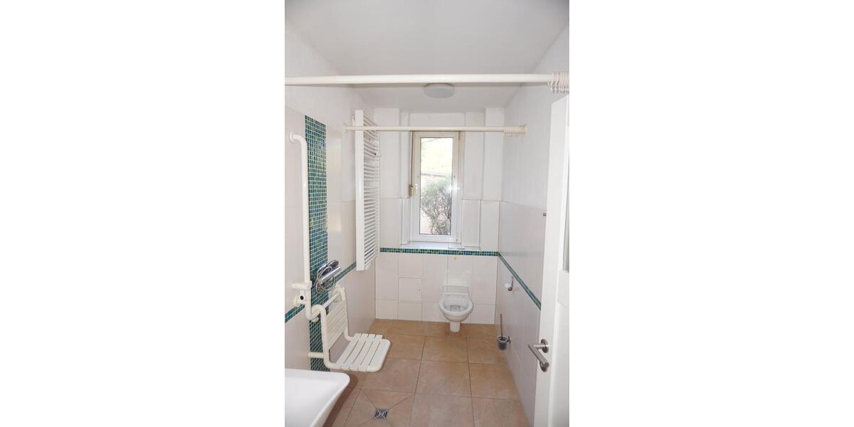 Erdgeschoßwohnung Werder (Havel) - 5 Zimmer, 135 m&sup2;, 1.080&euro; | Angebot:26662770