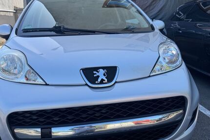 Peugeot 107 111.350 km 1.950 &euro; Berlin 13407
