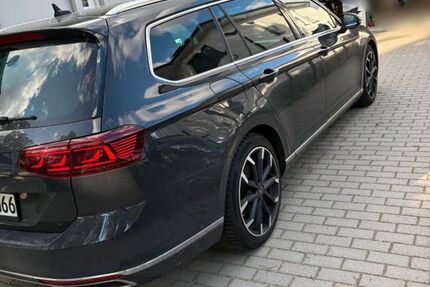 VW Passat 80.000 km 24.500 &euro; Blankenfelde-Mahlow 15827