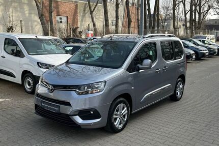 Toyota Proace City 93.010 km 23.490 &euro; Berlin 13403