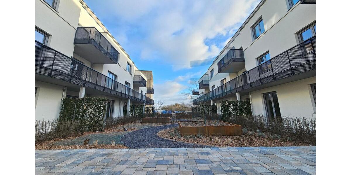 Erdgeschoßwohnung Nauen - 2 Zimmer, 65 m&sup2;, 870&euro; | Angebot:26353981
