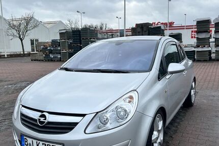 Opel Corsa 198.848 km 1.700 &euro; Falkensee 14612