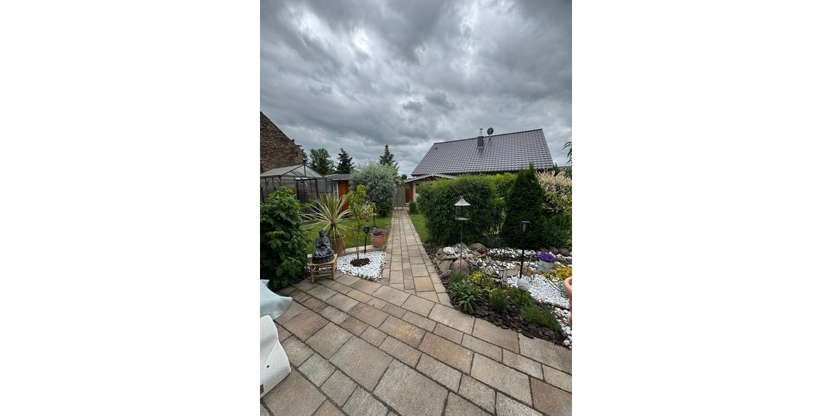Mediterranes Landhaus mit Wohlfühlgarten und Wellnessbereich in Nauen-Wachow - Einfamilienhaus Nauen | Angebot:27071277