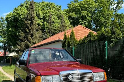 Mercedes-Benz 190 155.000 km 3.200 &euro; Berlin 13359