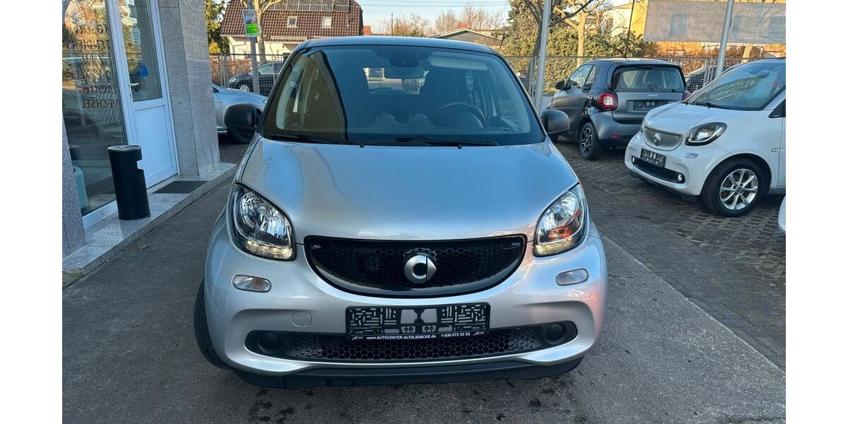 Smart ForFour 108.355 km 6.450 € Berlin 12524