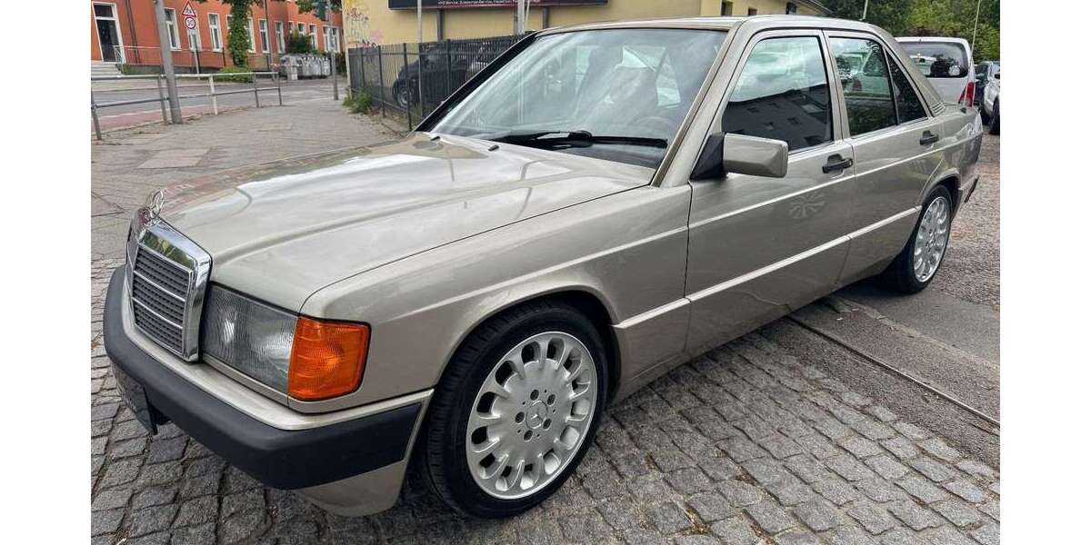 Mercedes-Benz 190 167.000 km 9.990 &euro; Berlin 12107