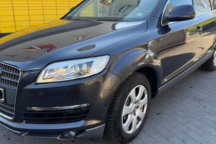 Audi Q7 315.000 km 5.499 &euro; Berlin 13055