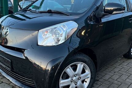 Toyota IQ 99.000 km 4.990 € Berlin Weißensee-Pankow 13086