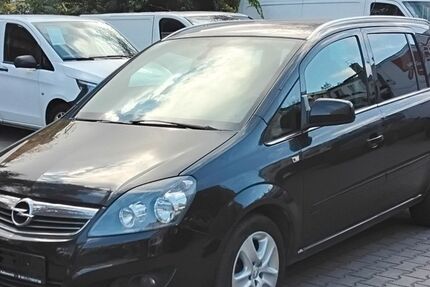 Opel Zafira 177.300 km 4.100 € Berlin 13409
