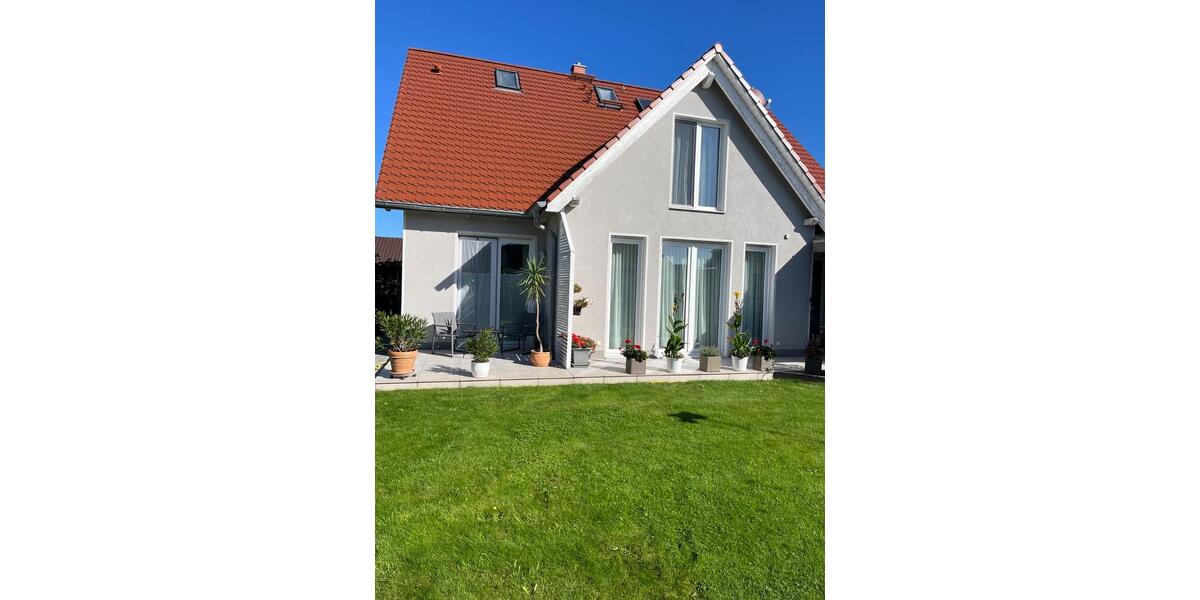 Einfamilienhaus Nauen - 6 Zimmer, 220 m&sup2;, 1.100.000&euro; | Angebot:26868315