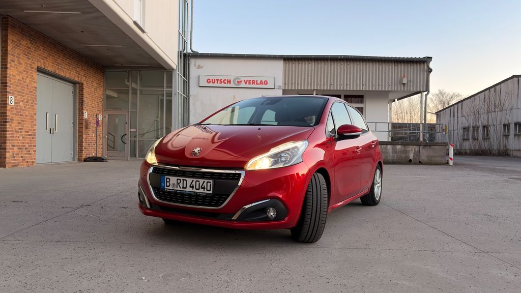 Peugeot 208 29.000 km 9.900 &euro; Berlin 13405