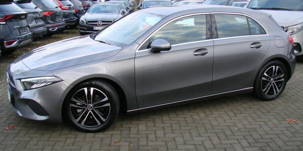 Mercedes-Benz A 200 d Urban Progressive DISTRONIC Pro LED Kamera 6.381 km 29.780 &euro; Falkensee 14612