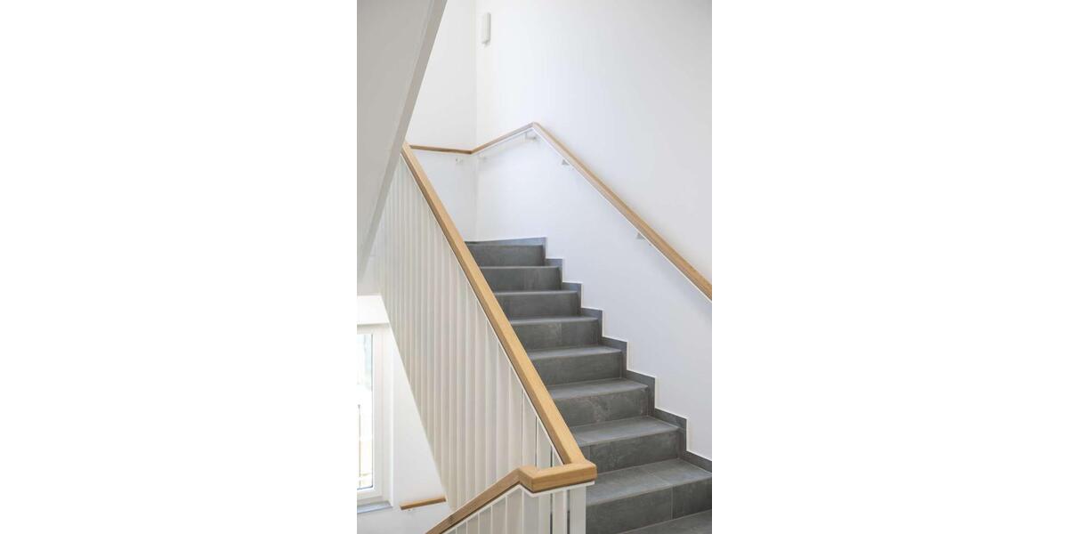 Wunderschöne 3-Zi. Whg. mit hochwertiger EBK und 2 Balkonen! 3 zimmer