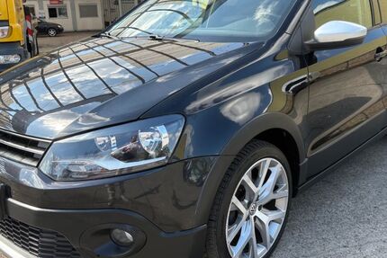 VW Polo 124.000 km 9.999 &euro; Berlin 12099