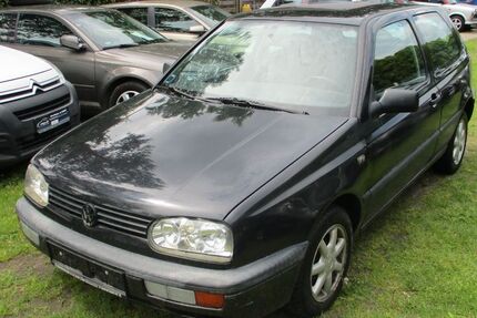 VW Golf 195.000 km 790 &euro; Mahlow 15831