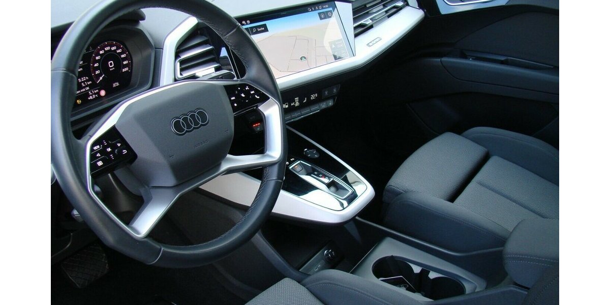 Audi Q4 e-tron Advanced Sportback LED ACC Spurhalteassi 30.452 km 29.980 &euro; Falkensee 14612