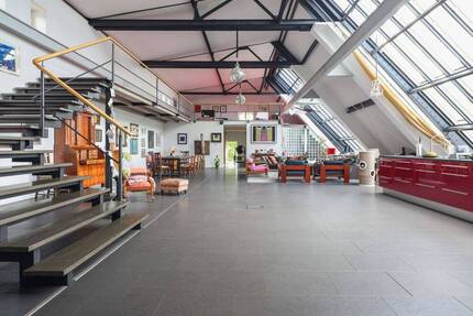 Einzigartiges Haus mit Loft-Charakter und sehr viel Platz zum entfalten! 1 zimmer