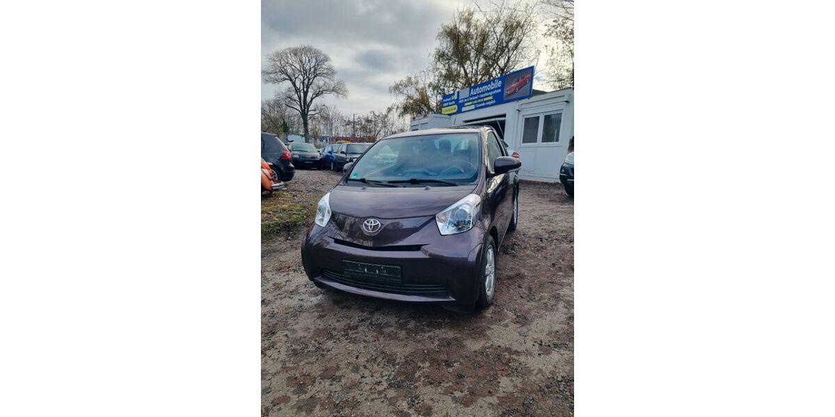 Toyota IQ 70.398 km 5.950 € Berlin (Spandau) 13597