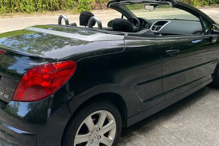 Peugeot 207 158.000 km 3.700 &euro; Berlin 12279