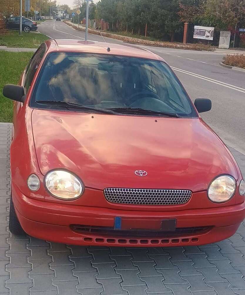 Toyota Corolla 172.000 km 3.800 € Berlin 10115