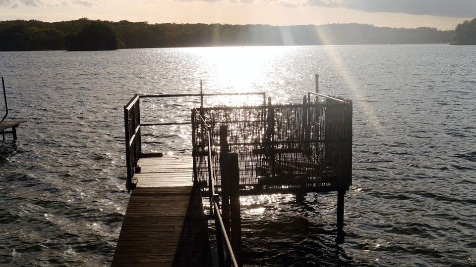 Wochenendhaus mit Garten und Steg am Ufer des Glindower Sees 4 zimmer