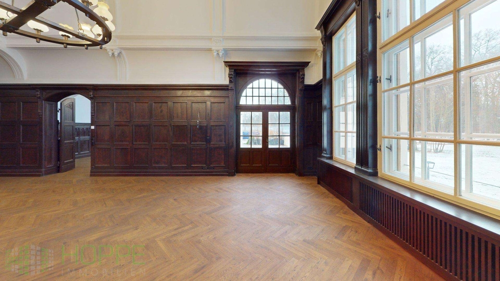 Schloss Siethen - Repräsentative Büro-, Kanzlei- oder Praxisräume in Seenähe 4 zimmer
