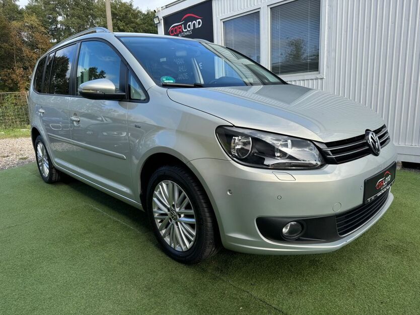 VW Touran 129.000 km 9.990 € Falkensee bei Berlin 14612