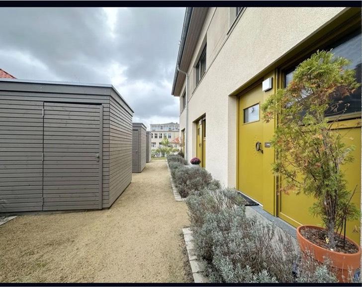 Reihenhaus Nauen - 4 Zimmer, 115 m&sup2;, 1.650&euro; | Angebot:27625642