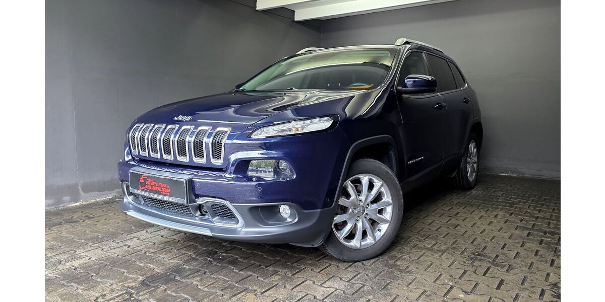 Jeep Cherokee 130.000 km 15.990 € Berlin 12279