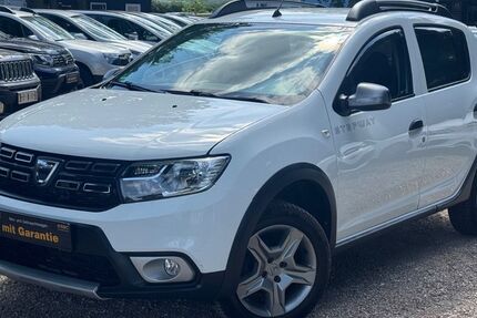 Dacia Sandero 40.000 km 10.990 &euro; Berlin 13127
