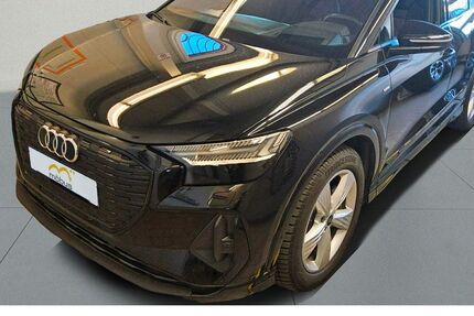 Audi Q4 e-tron 15.309 km 41.975 &euro; Berlin 13088