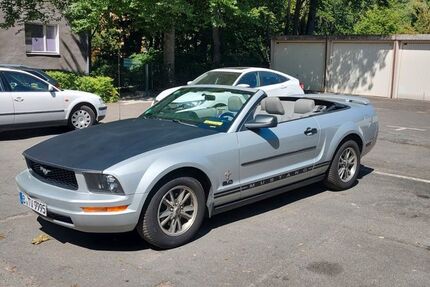 Ford Mustang 215.000 km 12.400 € Berlin 12351