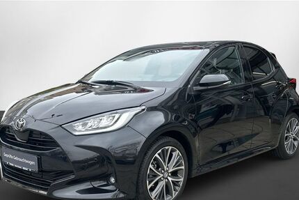 Toyota Yaris 1.306 km 30.990 &euro; Berlin 13403
