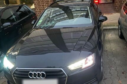 Audi A4 196.000 km 13.499 &euro; Berlin 12353