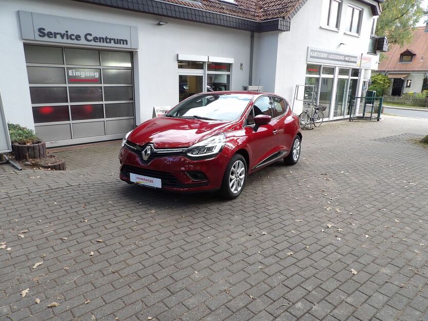 Renault Clio 107.475 km 9.990 € Potsdam 14482