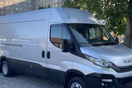 IVECO Andere 300.000 km 17.990 € Berlin 12681