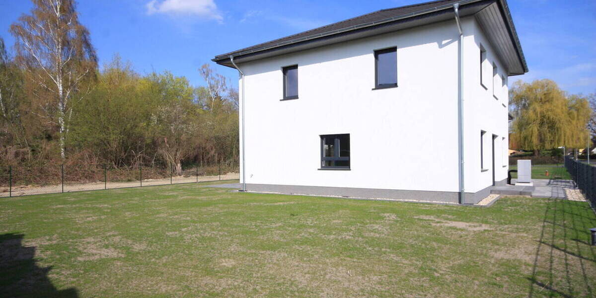 Einfamilienhaus Falkensee - 5 Zimmer, 153 m&sup2;, 2.950&euro; | Angebot:26862999
